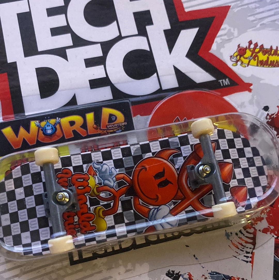 Tech Deck World Industries Red face Ultra rare—