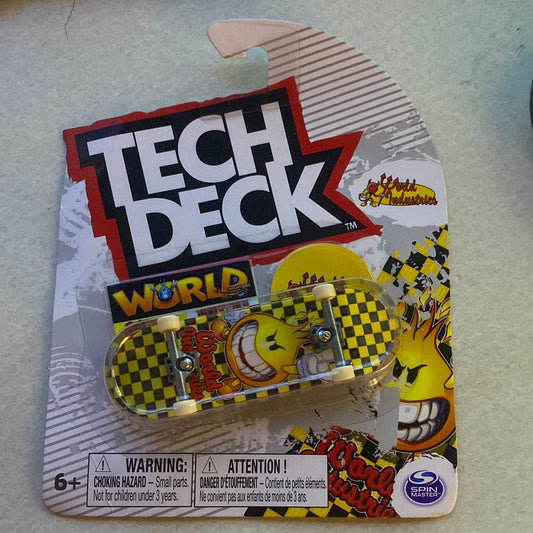 Tech Deck world  industries yellow flame ultra rare— fingerboard