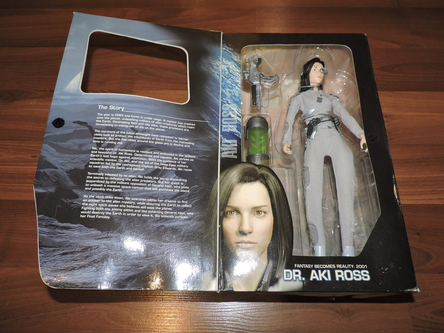 2001 Final Fantasy Dr. Aki Ross Sealed 12" Action figure