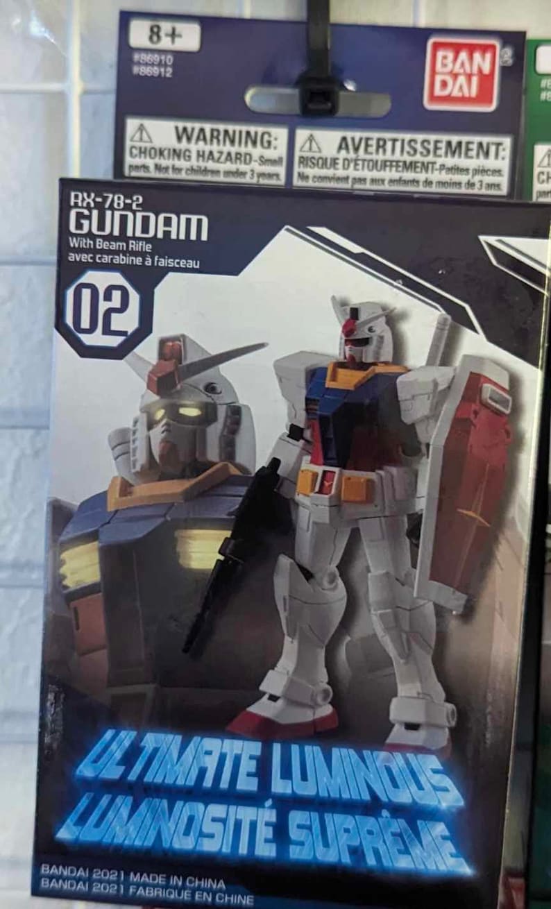Gundam Ultimate Luminous RX-78-2 W/beam saber bandai 01