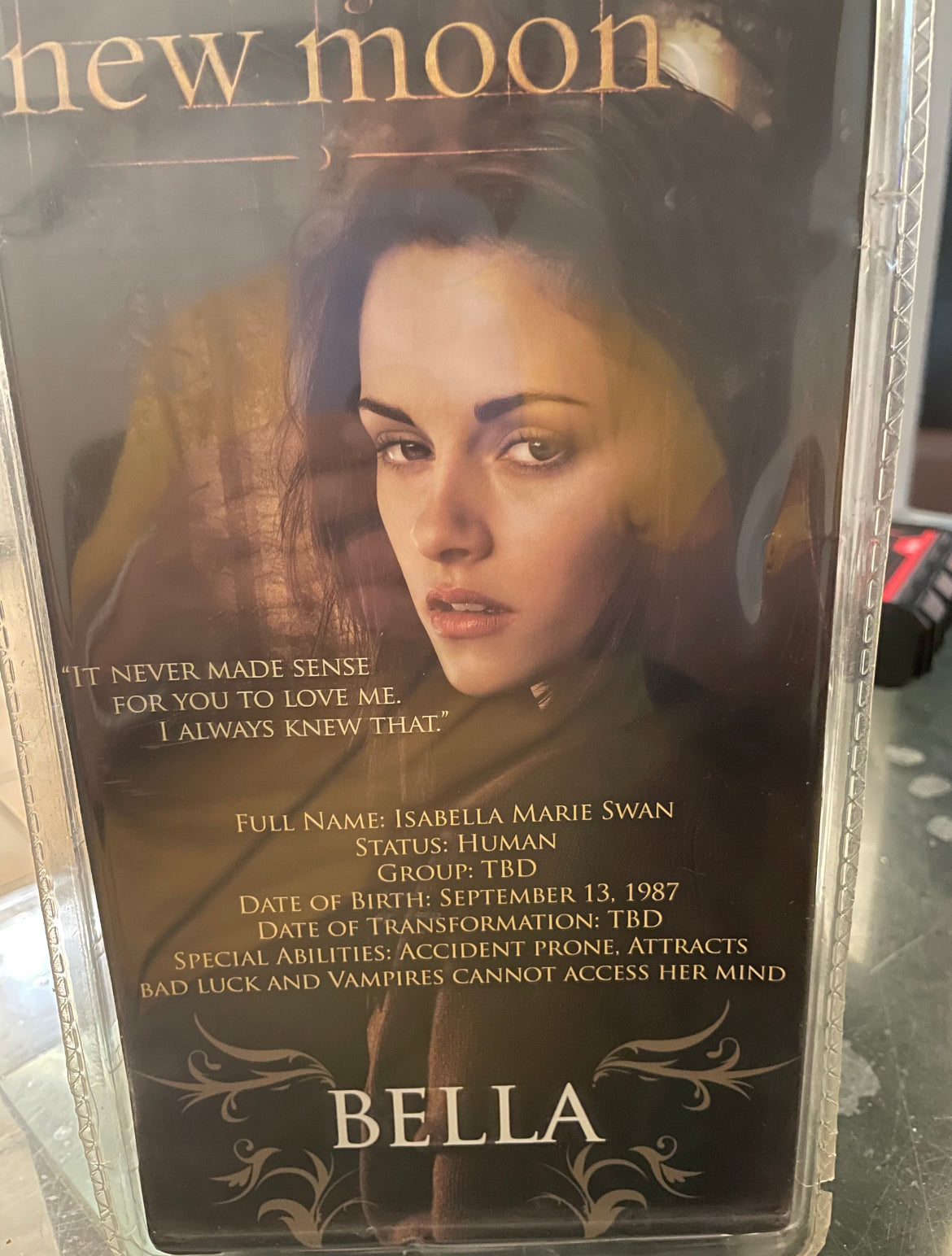 NECA - Twilight: New Moon Bella Swan Figure Kristen Stewart NIB Sealed