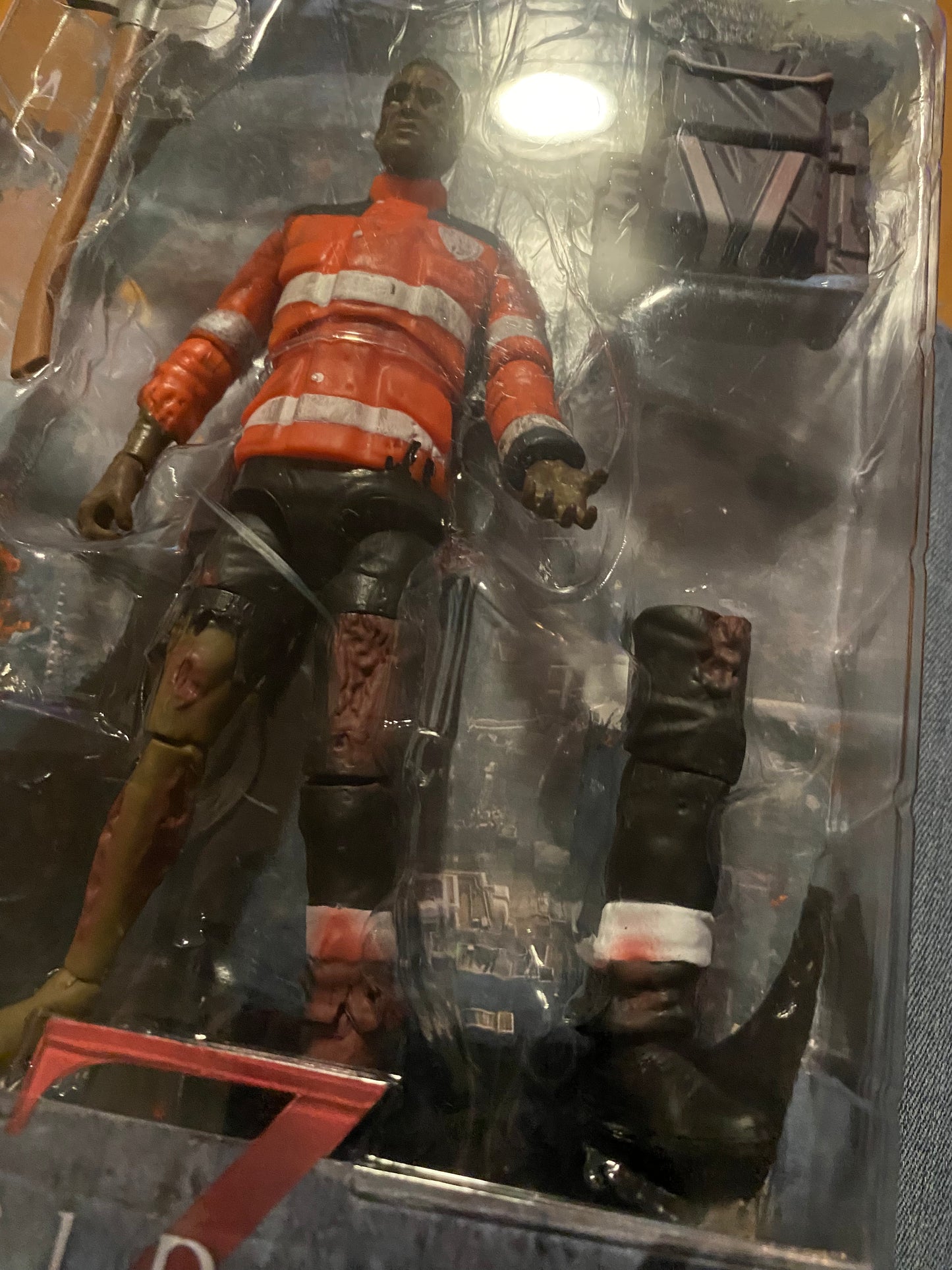 2013 World War Z Paramedic Zombie Jazwares