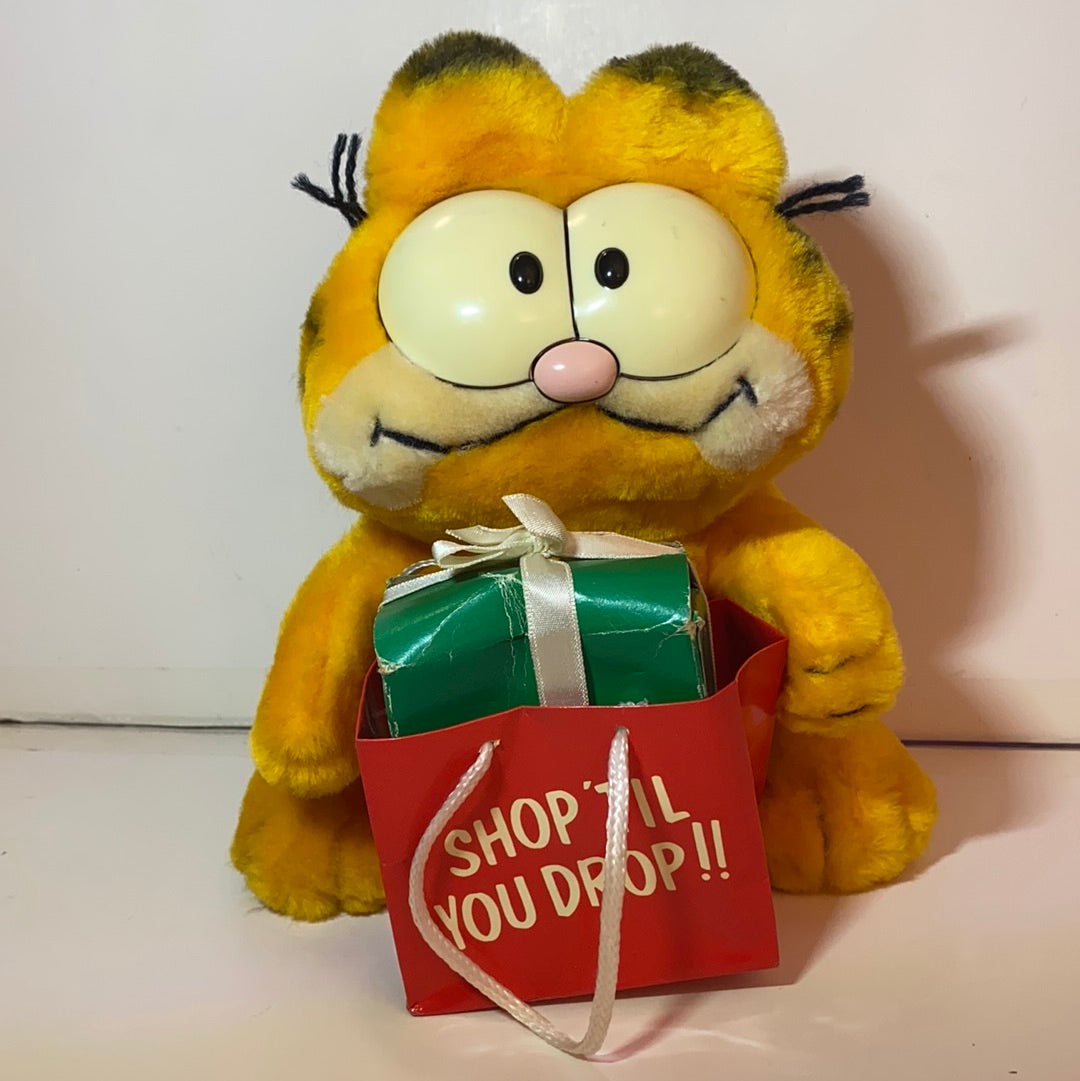 New!! Garfield vintage plush 1978 shop til you drop