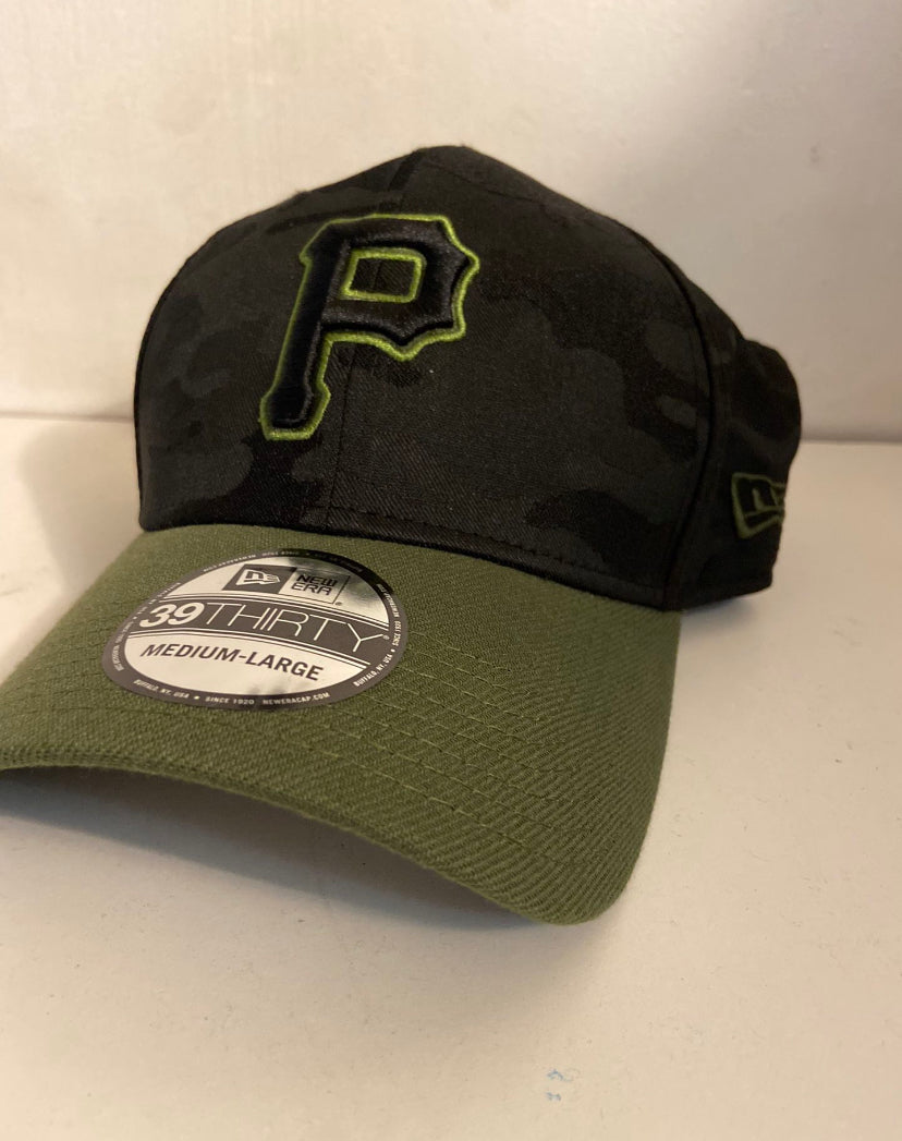 New!! Camo Green & Black Pittsburgh New Era Cap!! Size M/L