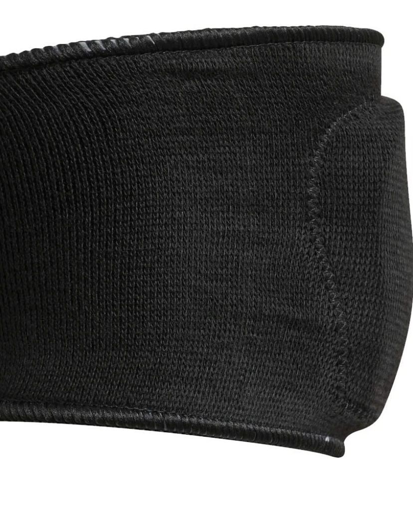 New! Adidas 5" Knee Pads size small