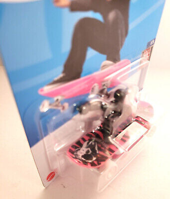 New!! 2023 Hot Wheels,1/64,Tony Hawk Skate Grom #42, Pink