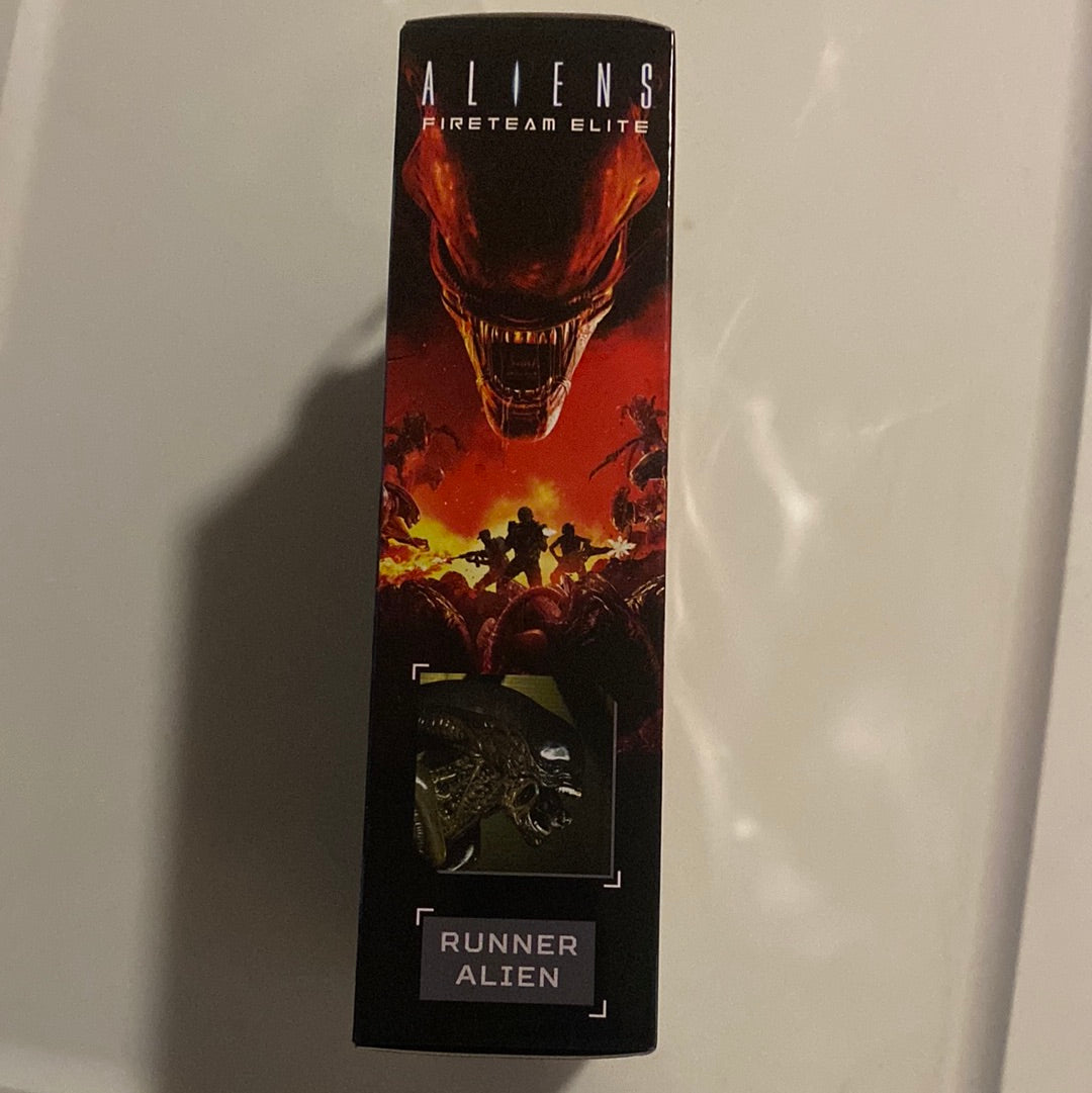 Aliens: Fireteam Elite Runner Alien Action Figure