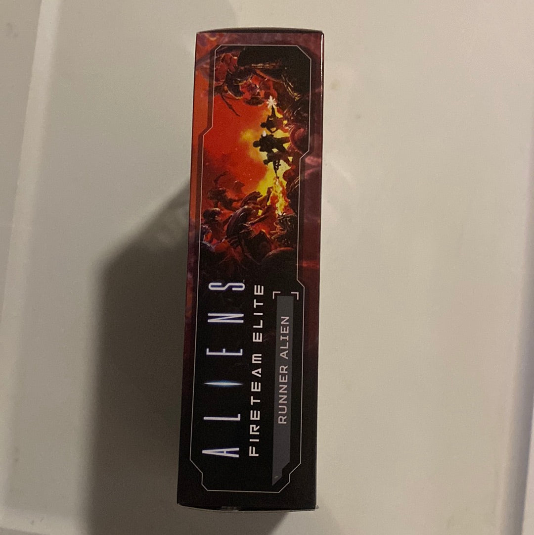 Aliens: Fireteam Elite Runner Alien Action Figure