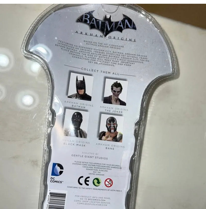Batman Arkham Origins The Joker Action Figure Series DC collectibles