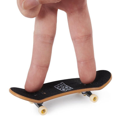 Tech Deck Fingerboard Skateboard Finesse Series Lion 96mm