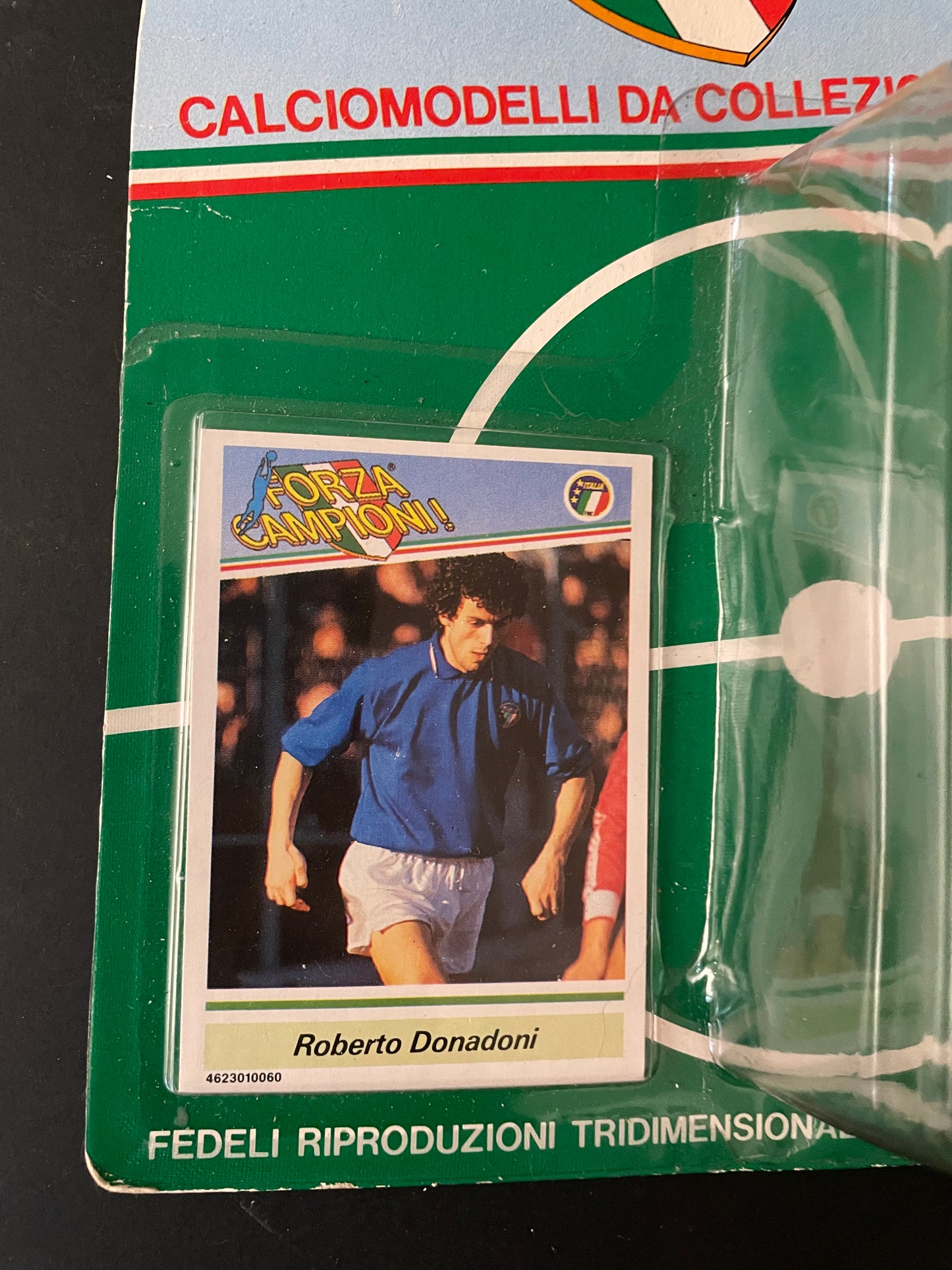 Kenner Italian Roberto Donadoni Forza Campioni! Vintage Soccer Action Figure (Nazionale)