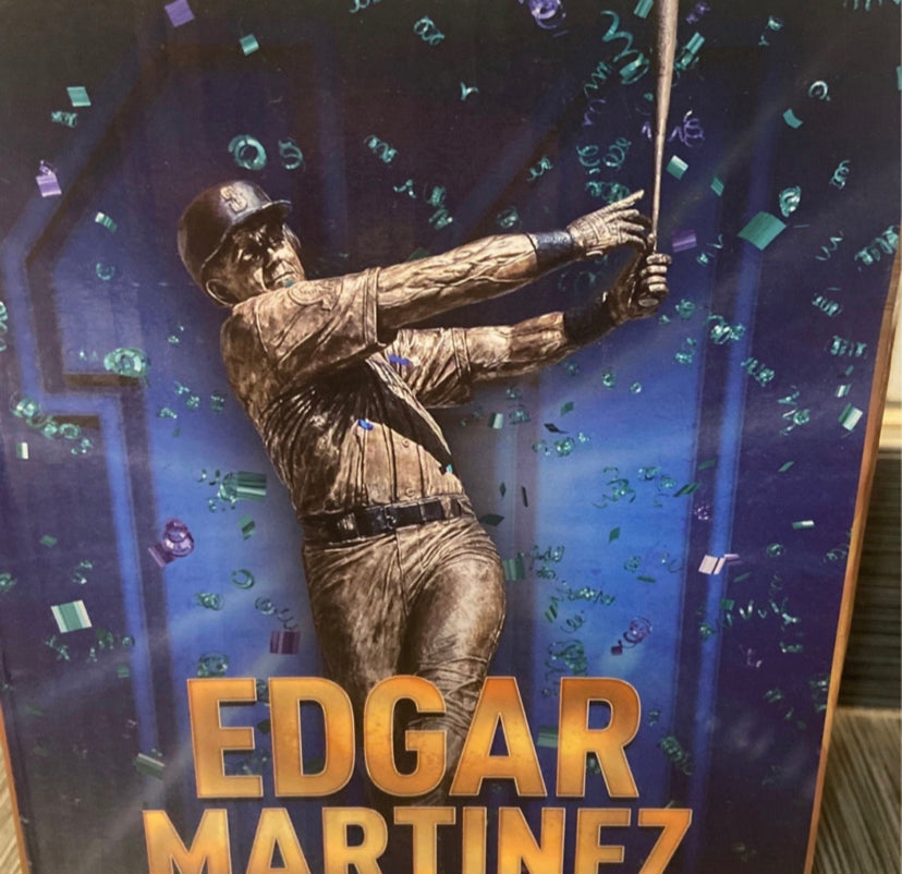 Seattle Mariners Edgar Martinez Replica Statue 2022 Gameday Giveaway