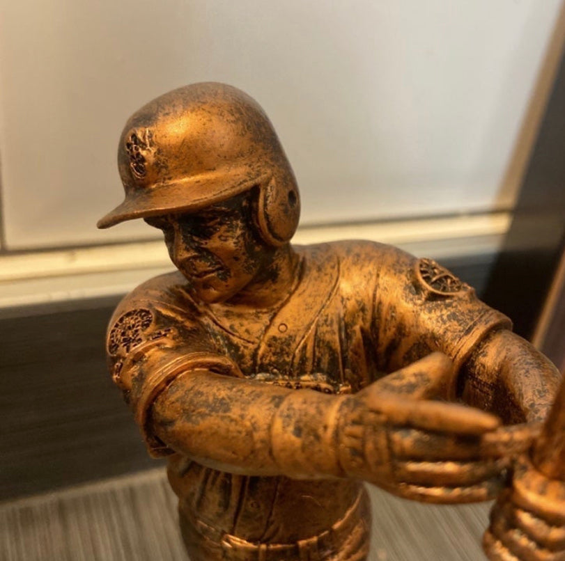 Seattle Mariners Edgar Martinez Replica Statue 2022 Gameday Giveaway