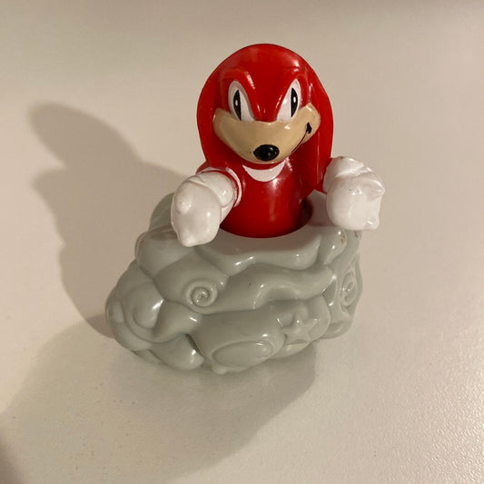 Rare 1993 Sega Knuckles Red Sonic The Hedgehog Spinning Car Toy Figure