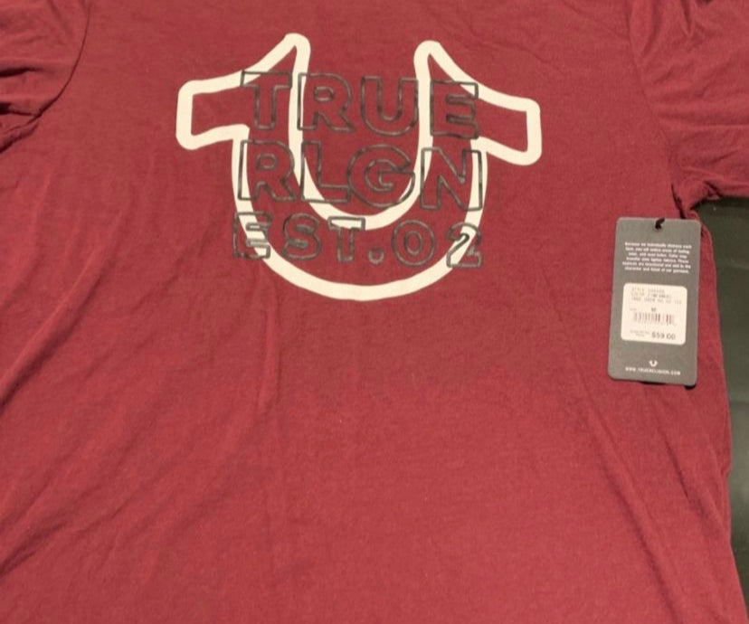 New!! True religion burgundy shirt size m