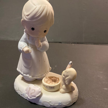 1996 Precious Moments - Growing In Grace, Lunch Time Age 12–Enesco 260932