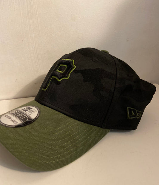 New!! Camo Green & Black Pittsburgh New Era Cap!! Size M/L