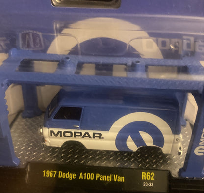 M2 Machines 1:64 Model Kit Release 62 1967 Dodge A100 Panel Van