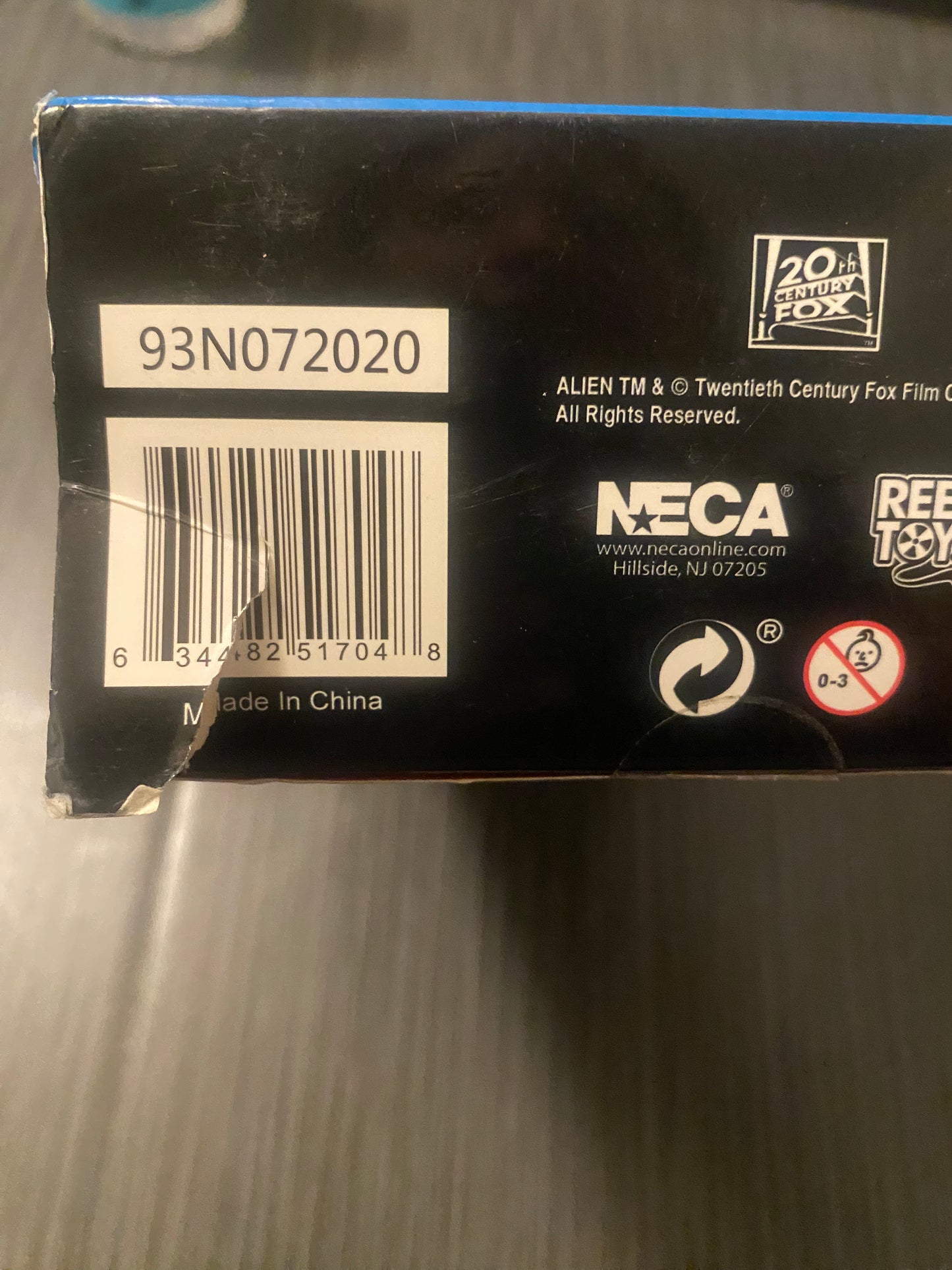 NECA Alien – 7” Scale Action Figure – 40th Anniversary Ash damage box