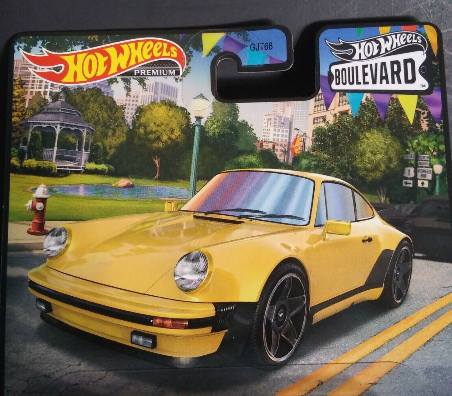 2023 Hot Wheels Premium Porsche 911 Turbo (930) Boulevard #82