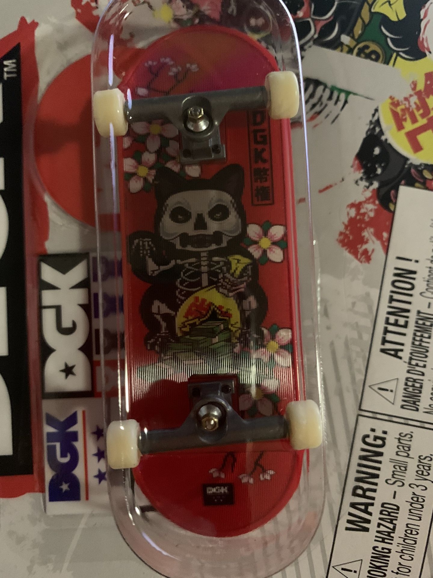 Tech Deck DGK Red Fingerboard Chinesse Cat Changing Graphic Ultra Rare!