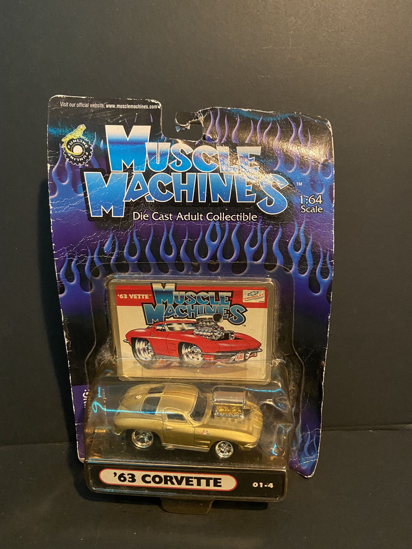 Muscle Machines Die Cast Adult Collectible '63 corvette 01-4