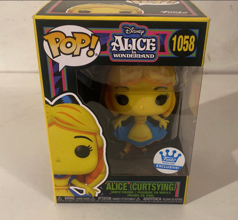 Funko Alice (Black Light) - Alice in Wonderland 1058 Funko Exclusive