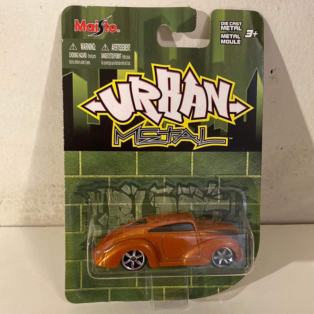 Maisto Urban Metal Die Cast Phender 1:64