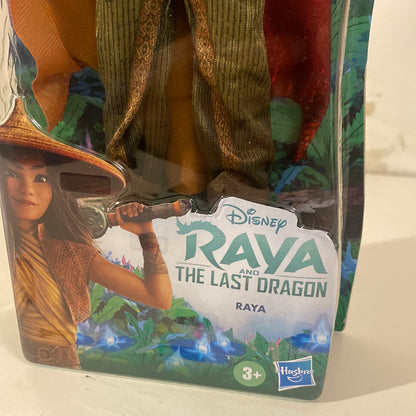 Disney Raya and the Last Dragon Raya Fashion Doll